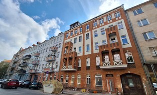 Kamienica z Daszyńskiego już po operacji. Znów jest piękna