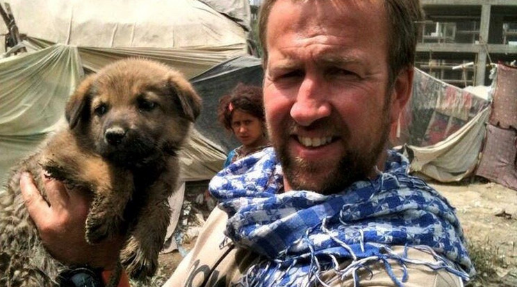 Paul Farthingot és csapatát a brit kormány igyekszik hazavinni Afganisztánból / Fotó: NOWZAD