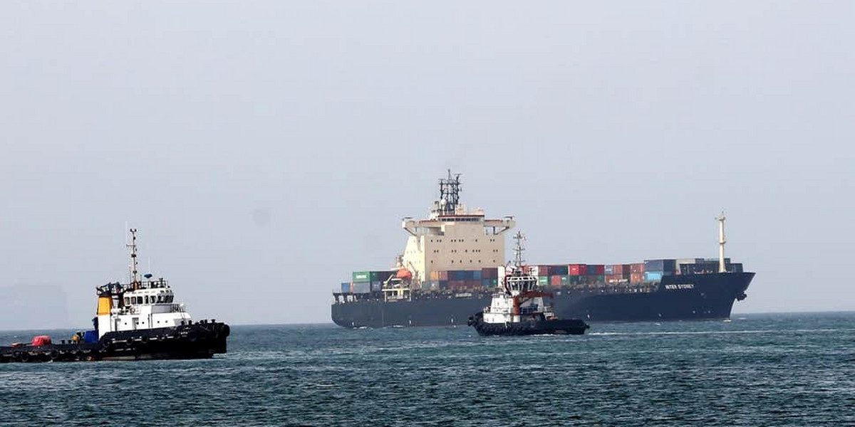Tajemniczy atak na tankowce w Zatoce Omańskiej winduje ceny ropy. Doradca prezydenta USA podaje, że do ataku wykorzytano miny morskie "prawdopodobnie z Iranu" 