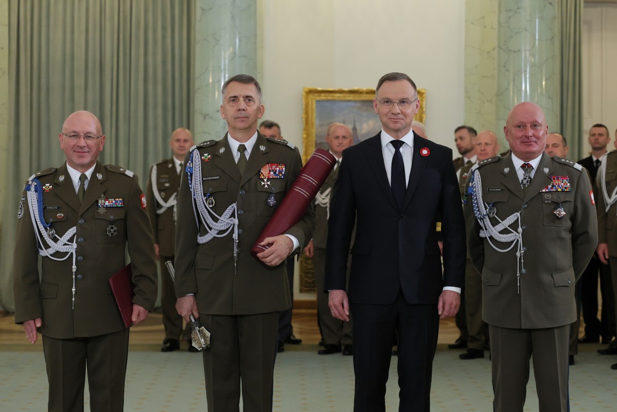 Prezydent: Polsce potrzebne są nowe procedury w przypadku zagrożenia