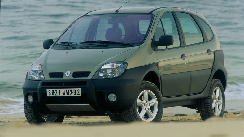 4. Renault Scénic RX4 (2000-03), polecamy: 2.0/139 KM  