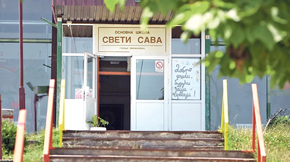 U školi osporavaju Bajićeve navode i kažu da je taj slučaj završen