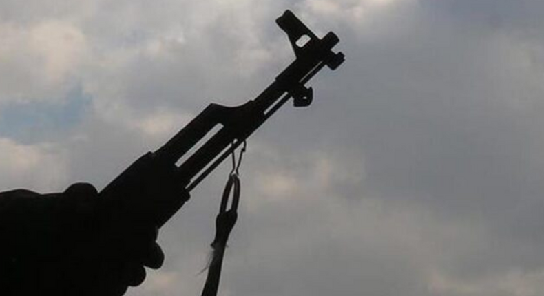 Bandits kill livestock guard, shoot NSCDC officer in Benue. (TheCable)