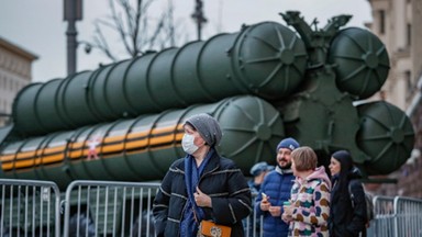 Nałóżcie sankcje na tych w Rosji, którzy naprawdę są winni tej wojny [OPINIA]