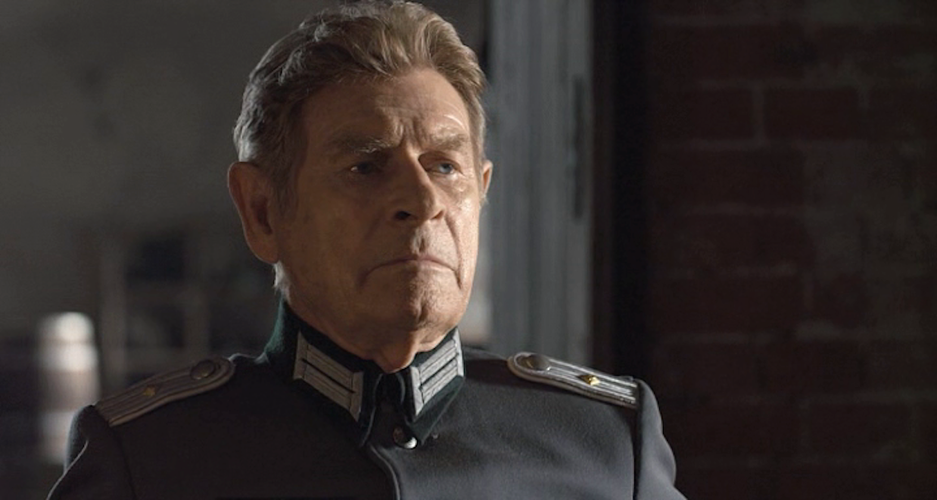 Stanisław Mikulski w filmie 'Hans Kloss. Stawka większa niż śmierć' (2012)