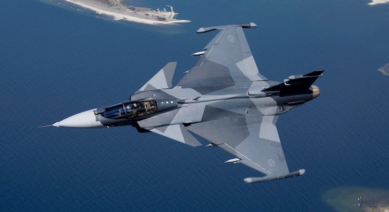 A Swedish JAS 39 Gripen E over Gotland Island in the Baltic Sea on May 11, 2022.TT News Agency/Henrik Montgomery via REUTERS