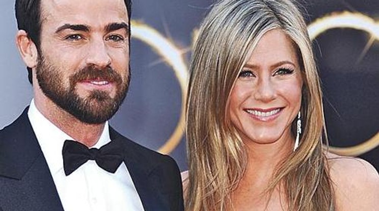 5 milliárdért vett kastélyt Aniston