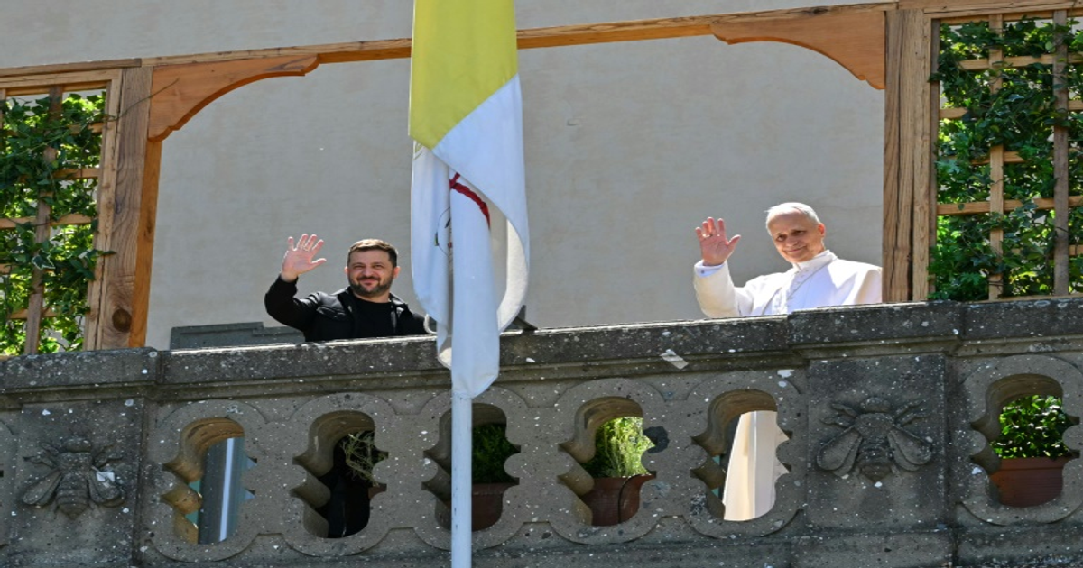 Zelensky rencontre le pape Léon XIV avant conférence Rome