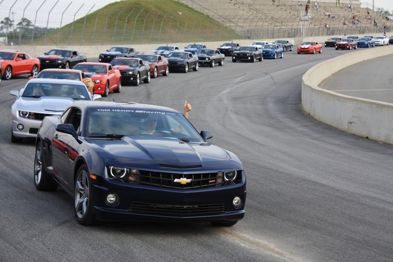 Rekordowy zlot Chevrolet Camaro5Fest - przyjechało ponad 500 samochodów (zdjęcia)