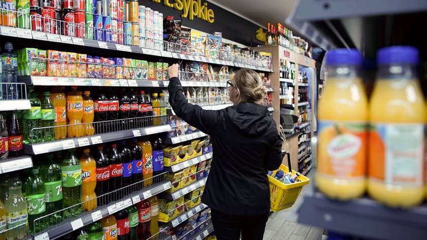 Godziny otwarcia sklepów Wielka Sobota  i święta Wielkanocne 2021 - Aldi, Auchan., Biedronka, Lidl,  Netto, Żabka.