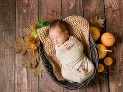 Wymagający czas. Położna radzi, jak dbać o noworodka w jesienne dni