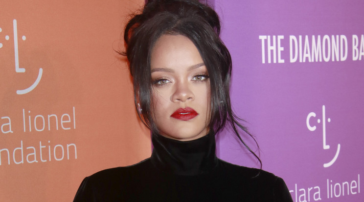 Rihanna terhességével kapcsolatban sokan találgatnak /Fotó: Northfoto