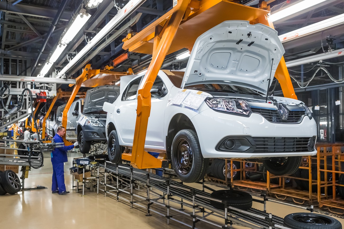 Prodaja automobila Lada u prvih šest meseci porasla za 92,2 odsto