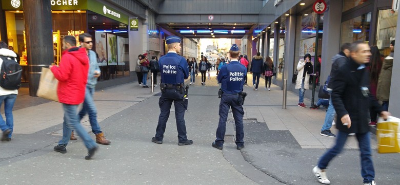 W Brukseli odkryto kolejną kryjówkę zamachowców z Paryża
