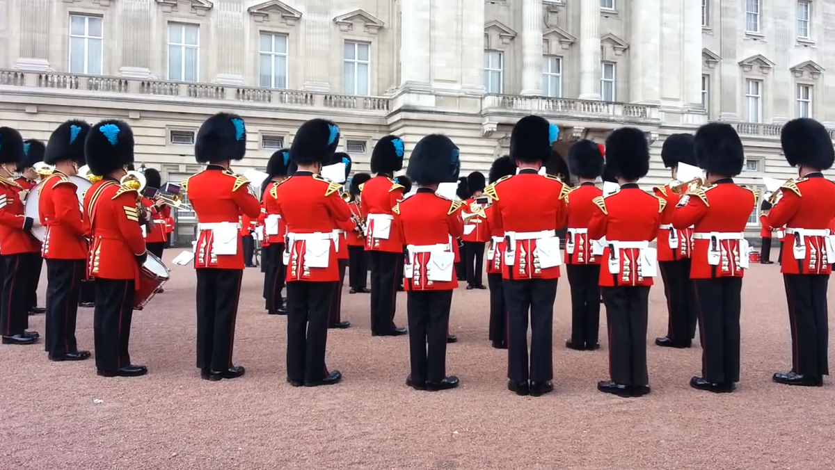 Gra o tron,Pałac Buckingham,królowa Elżbieta II,serial, wideo