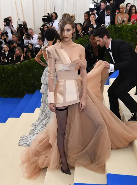 Gigi Hadid na MET Gala 2017