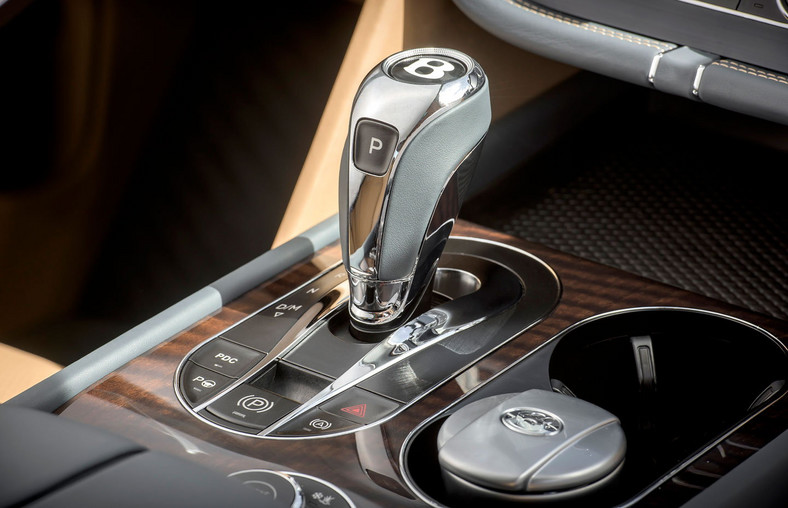 Frankfurt 2015: Bentley Bentayga - najszybszy SUV świata (301 km/h)
