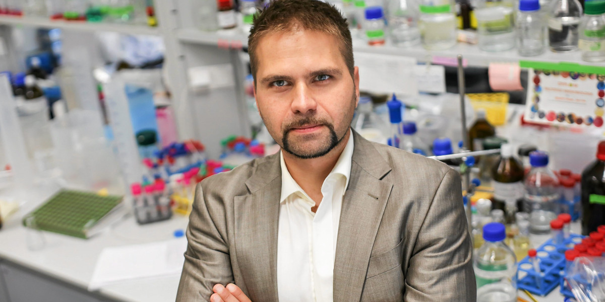 Prof. Krzysztof Pyrć, wirusolog z Małopolskiego Centrum Biotechnologii Uniwersytetu Jagiellońskiego