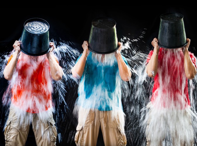 Czym jest Ice Bucket Challenge?