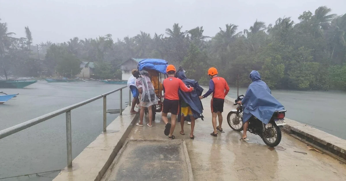 Alert najwyższego stopnia. Supertajfunu Fung-wong nadchodzi. Milion osób ewakuowanych