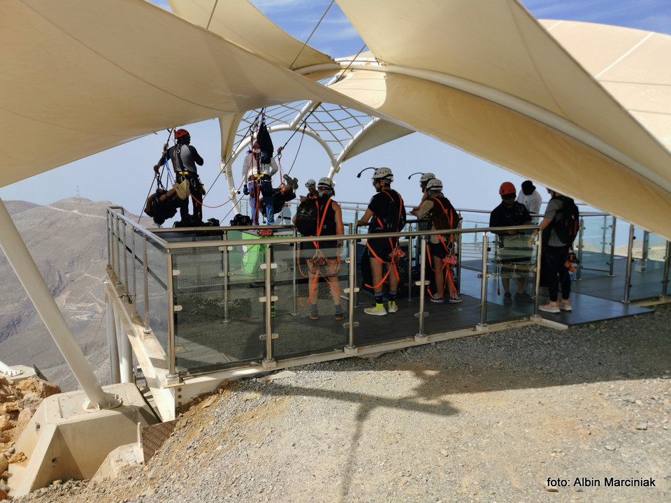 Najdłuższa tyrolka na świecie Zipline Jebel Jais w regionie Ras al-Chajma, ZEA