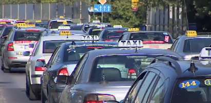 Taksówkarze zablokowali Kraków [FILM]
