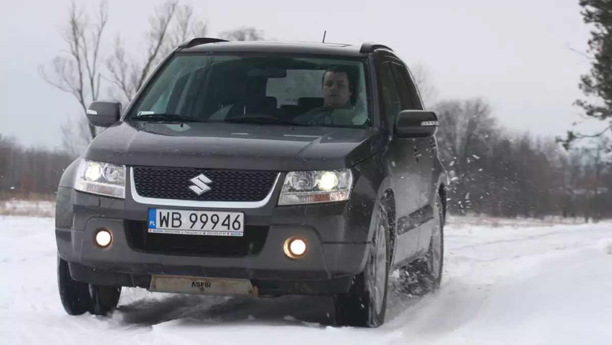 Suzuki Grand Vitara 3.2 V6 - Szybka, bo benzynowa