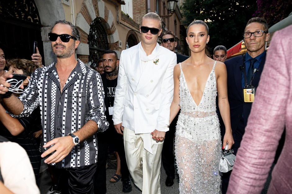 Erling Haaland i Isabel Haugseng Johansen nakon Dolce&Gabbana revije u Taormini