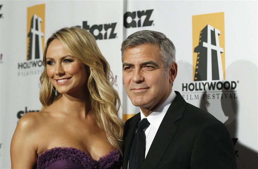 Dziewczyna Clooneya zarabia na nim fortunę