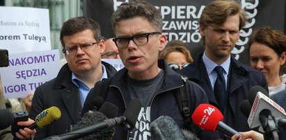 Ten sędzia zaszedł za skórę PiS. Znani popierają sędziego Tuleyę, wśród nich Tomasz Lis