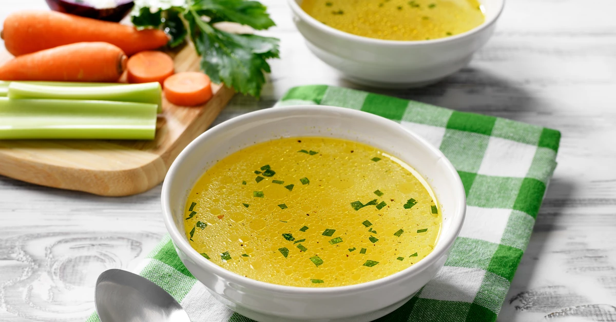 Nie dodawaj tego warzywa do rosołu. To szkodliwy składnik, psuje też smak