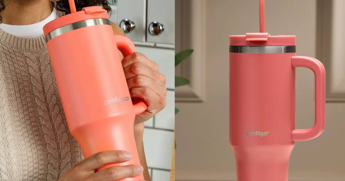 Kubek termiczny ze słomką to hit. Ten koralowy utrzymuje niską temperaturę choćby do 29 godzin!