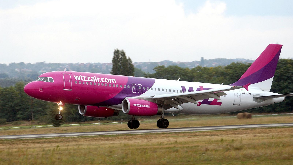 Wizz Air informuje, że w związku z całkowitym zamknięciem lotniska Göteborg City Airport (GSE) od 1 lutego 2015 r.  przewoźnik przenosi działania operacyjne do pobliskiego Göteborg Landvetter Airport (GOT).