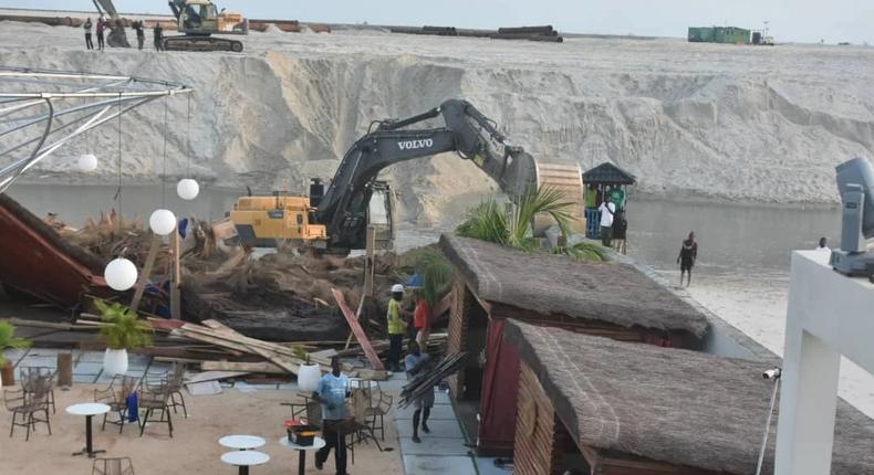 Minister begins demolition of Landmark Beach for Lagos-Calabar highway project