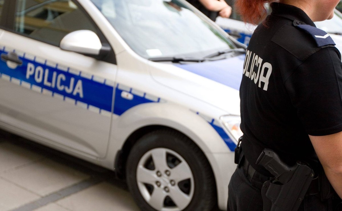 Drogówka nie nakłada grzywien, tylko gdy przepis daje policjantowi możliwość poprzestania na pouczeniu