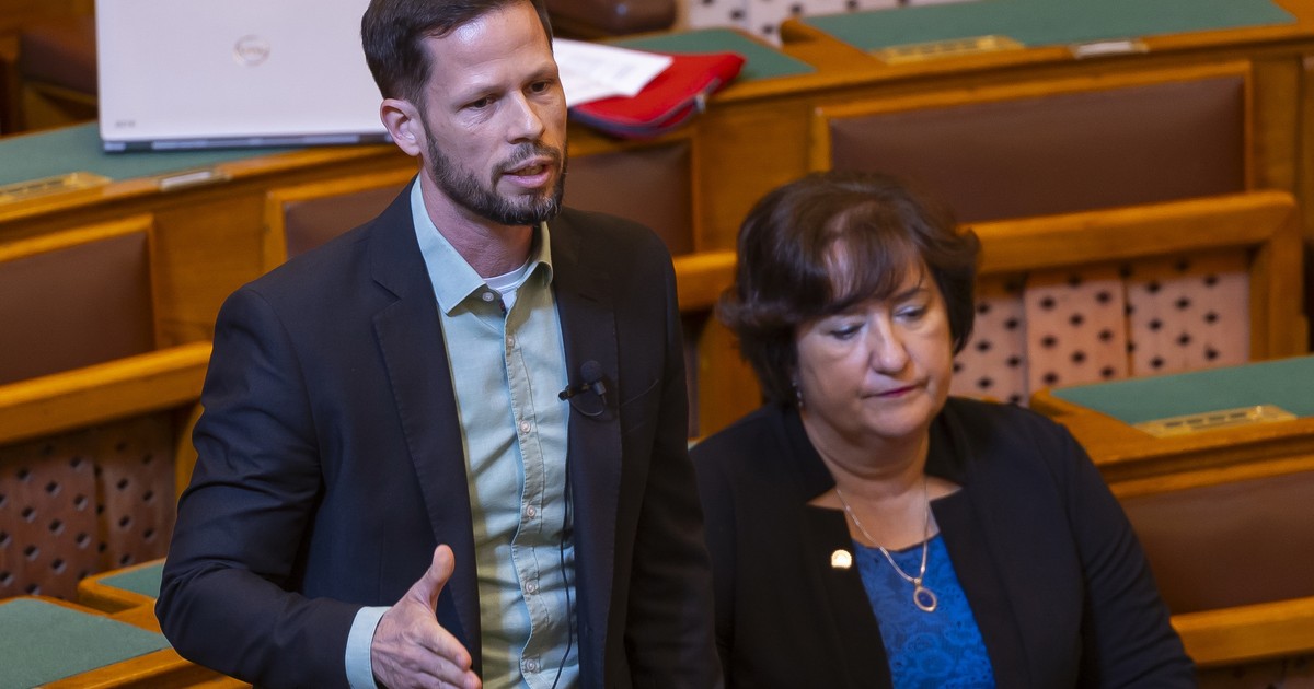 Máris kirobbant a balhé - mozgalmasan indult a parlamenti szezon