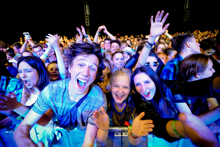 Publiczność na festiwalu Heineken Open'er (fot. Artur Rawicz / Onet)