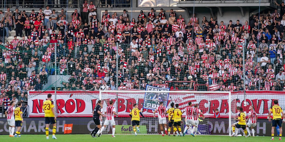 Cracovia ukarana za organizacyjny chaos.