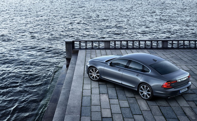 Volvo S90