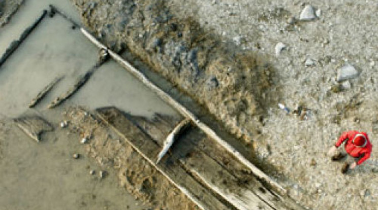 Hétszáz éves hajót találtak a Dunában