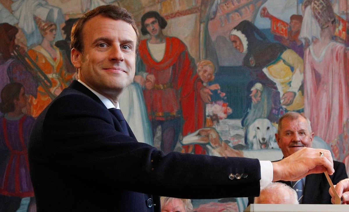 Emmanuel Macron remporte les élections.  Qui est le nouveau président de la France ? [SYLWETKA]