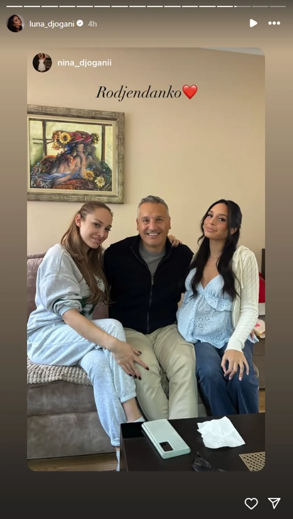 Luna Đogani, objava