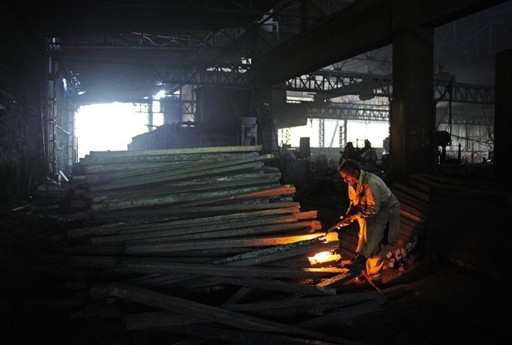 a PAKISTAN - INDUSTRY - STEEL