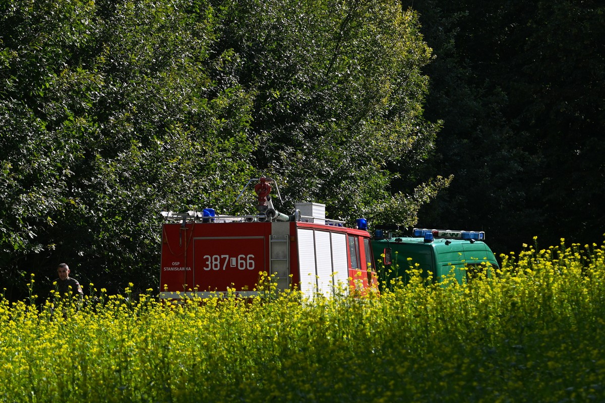 Dron znaleziony na polu kukurydzy pod Działdowem. Służby w akcji