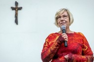 Toruń, 27.09.2019. Małopolski kurator oświaty Barbara Nowak podczas wykładu Prawa rodziców w polskiej szkole. Praktyczne porady wobec ataku ideologii neomarksistowskiej, 27 bm. w Centrum Dialogu w Toruniu. (mr) PAP/Tytus Żmijewski