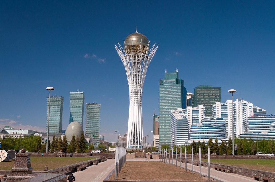 WieÅ¼a Bajterek - gÅÃ³wny symbol Astany