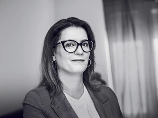 Katarzyna Zajdel-Kurowska, polska ekonomistka, do października 2022 r. dyrektor wykonawczy w Banku Światowym. Wcześniej, w latach 2013–2018, członek zarządu Narodowego Banku Polskiego, zastępca dyrektora wykonawczego w Międzynarodowym Funduszu Walutowym (2009–2012) i wiceminister finansów (2007–2009)