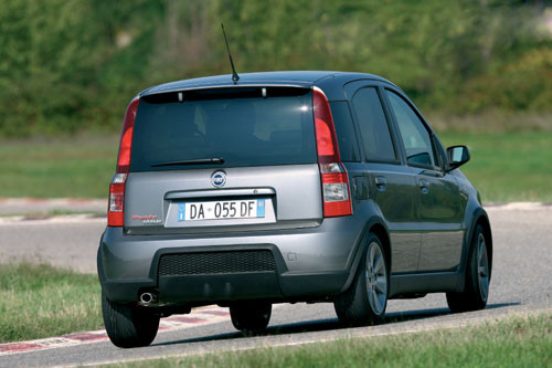 Fiat Panda 100HP - Wyścigowe pudełko