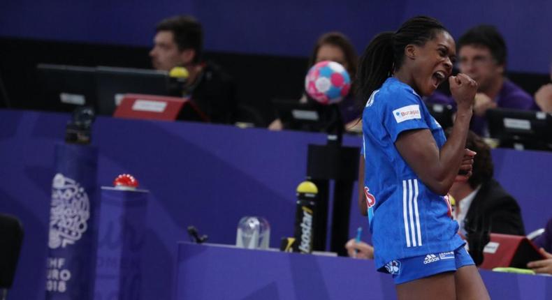 GNONSIANE NIOMBLA, HANDBALLEUSE, EX-BLEUE