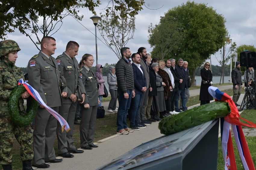 Polaganje venca na Spomenik braniocima Beograda